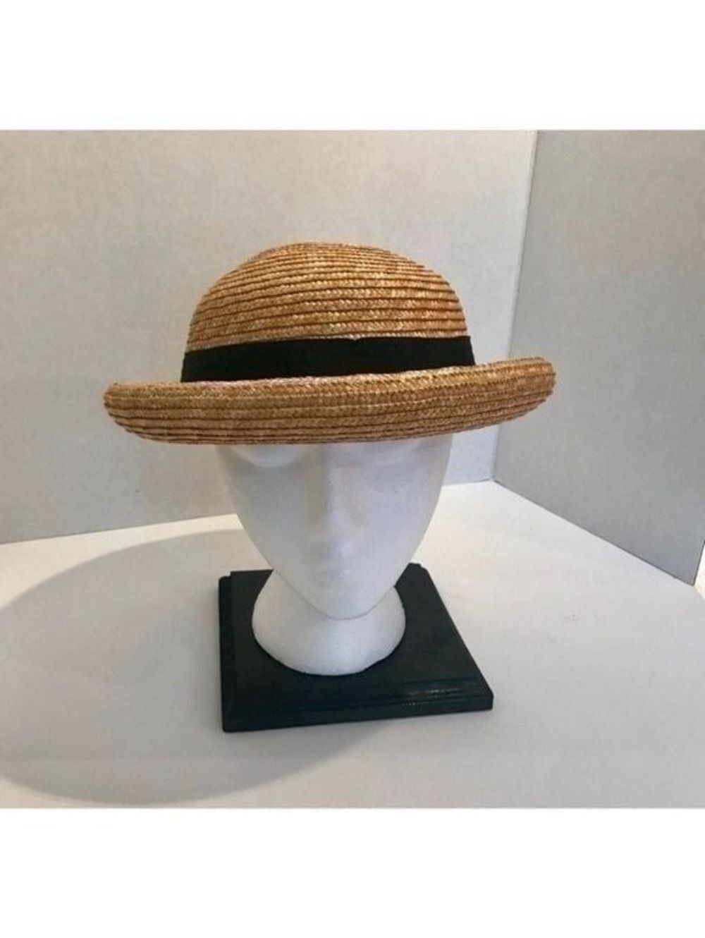 New! Straw Hat With Black Bow Detail